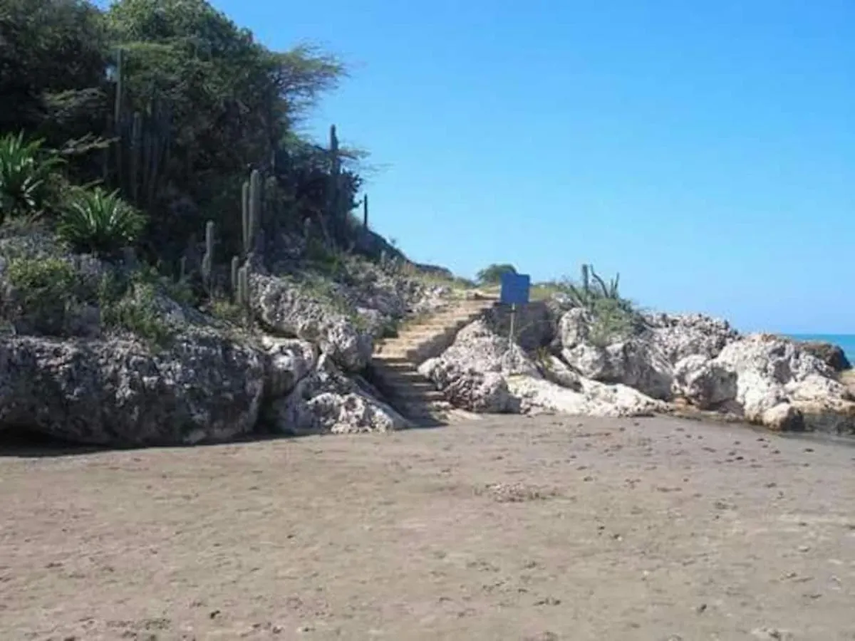 Rock Side Villa On The Beach Treasure Beach